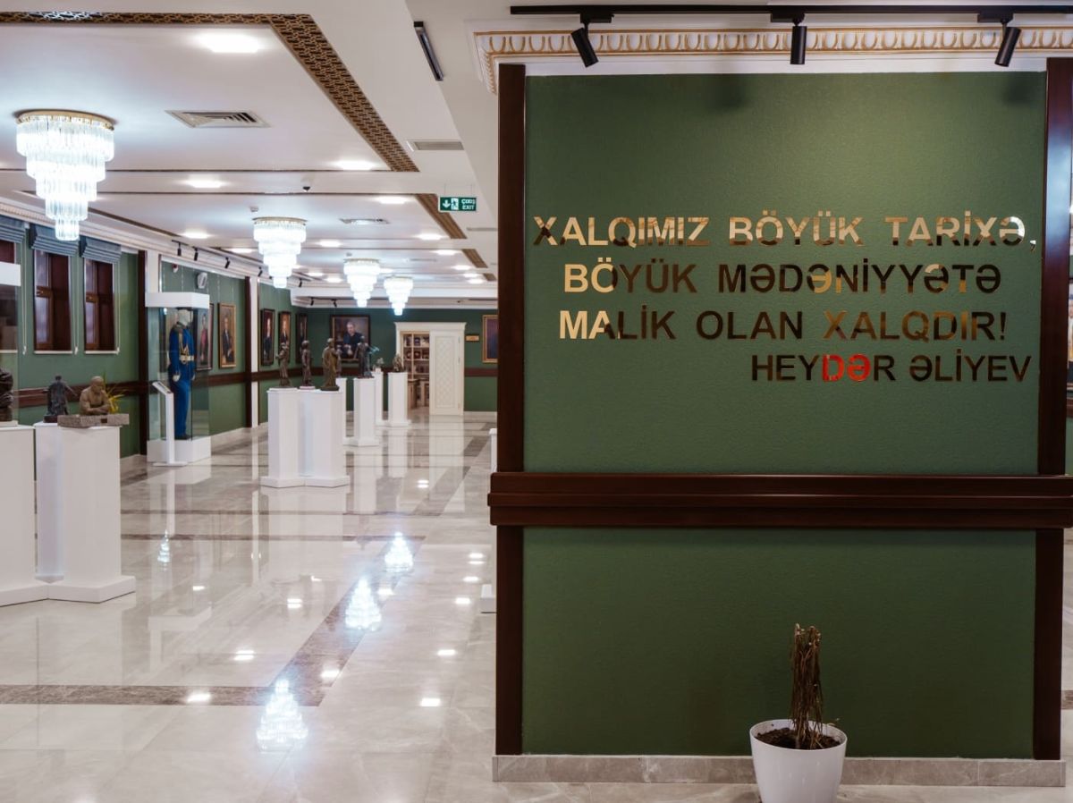 Gəncə Dövlət Dram Teatrının - 8 NRovshan Oghuz Con